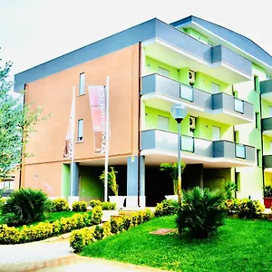 Isa Airport Apart-hotel