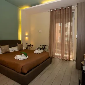 Bell's 3* Naples